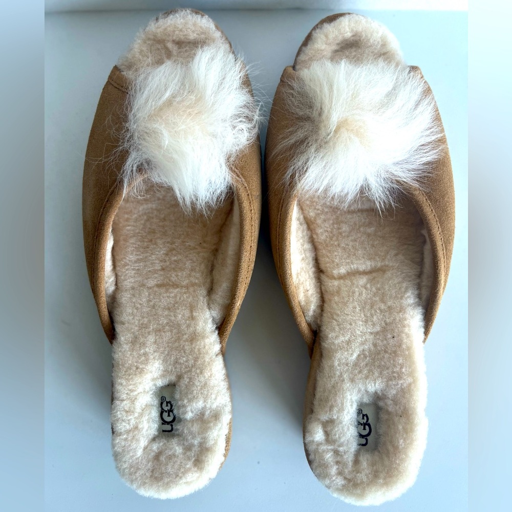 UGG Slippers - Peep Toe PomPom - NWOT